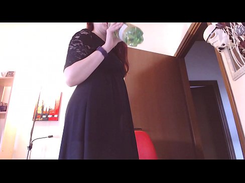 ❤️ Pakļāvīga verdzene, kurai patīk netīras un sulīgas biksītes, ir spiesta masturbēt pēc šī video noskatīšanās! ️ Anāls porno pie mums ❌